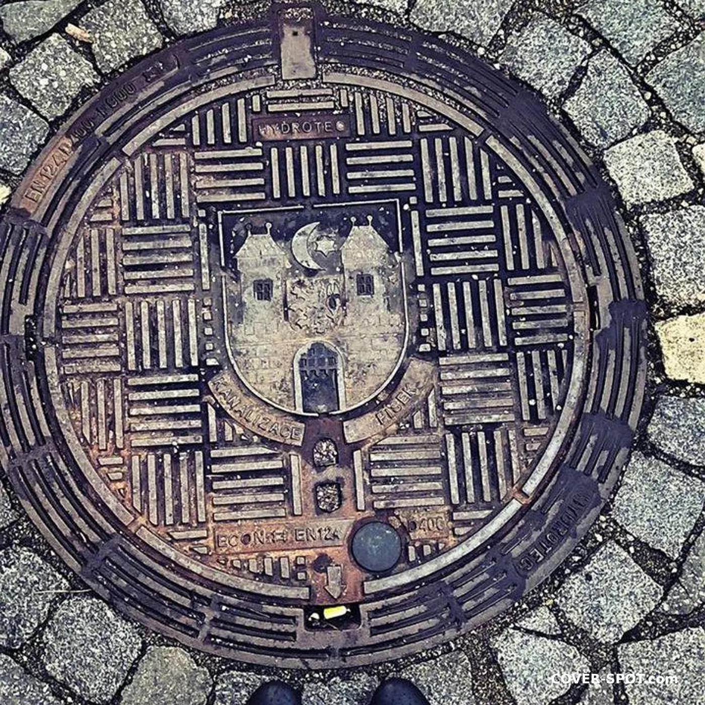 Šulinio dangtis Písek, Czechia
