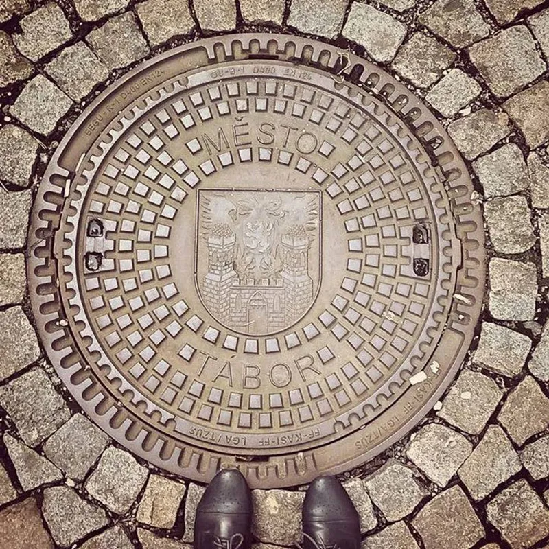 Manhole cover in Tábor, Czechia