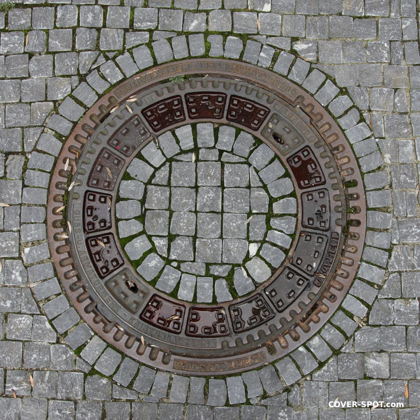 Manhole cover in Hradec Králové, Czechia
