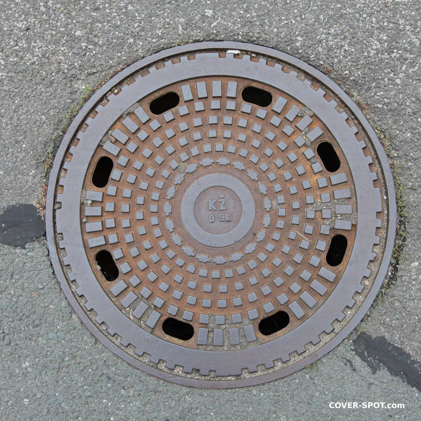 Manhole cover in Hradec Králové, Czechia