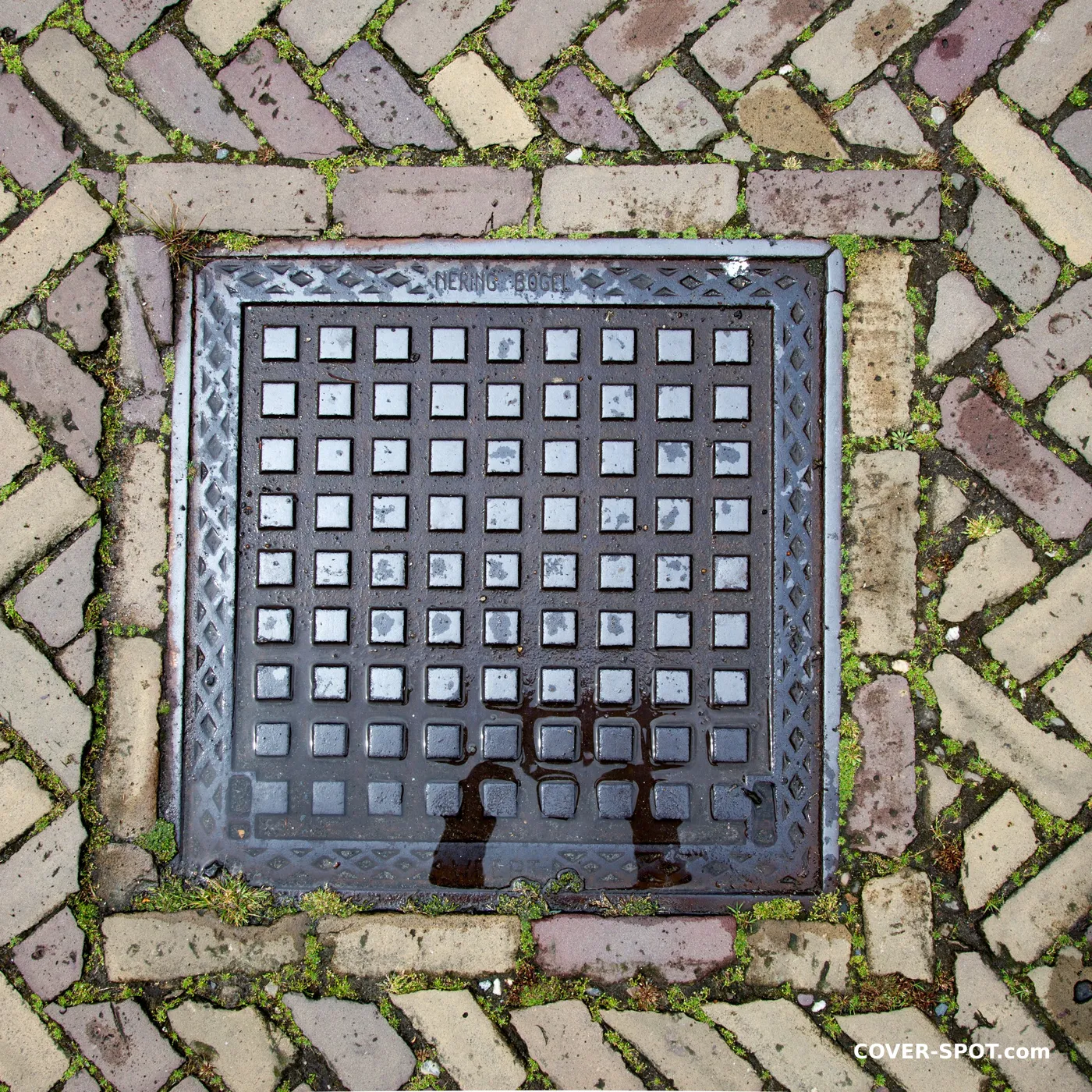 Manhole cover