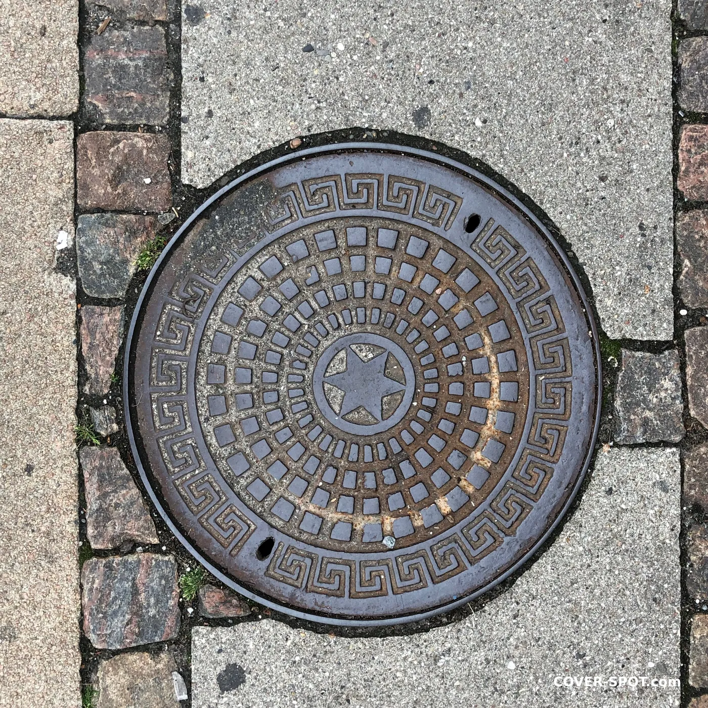 Capac de canal în Copenhagen, Denmark