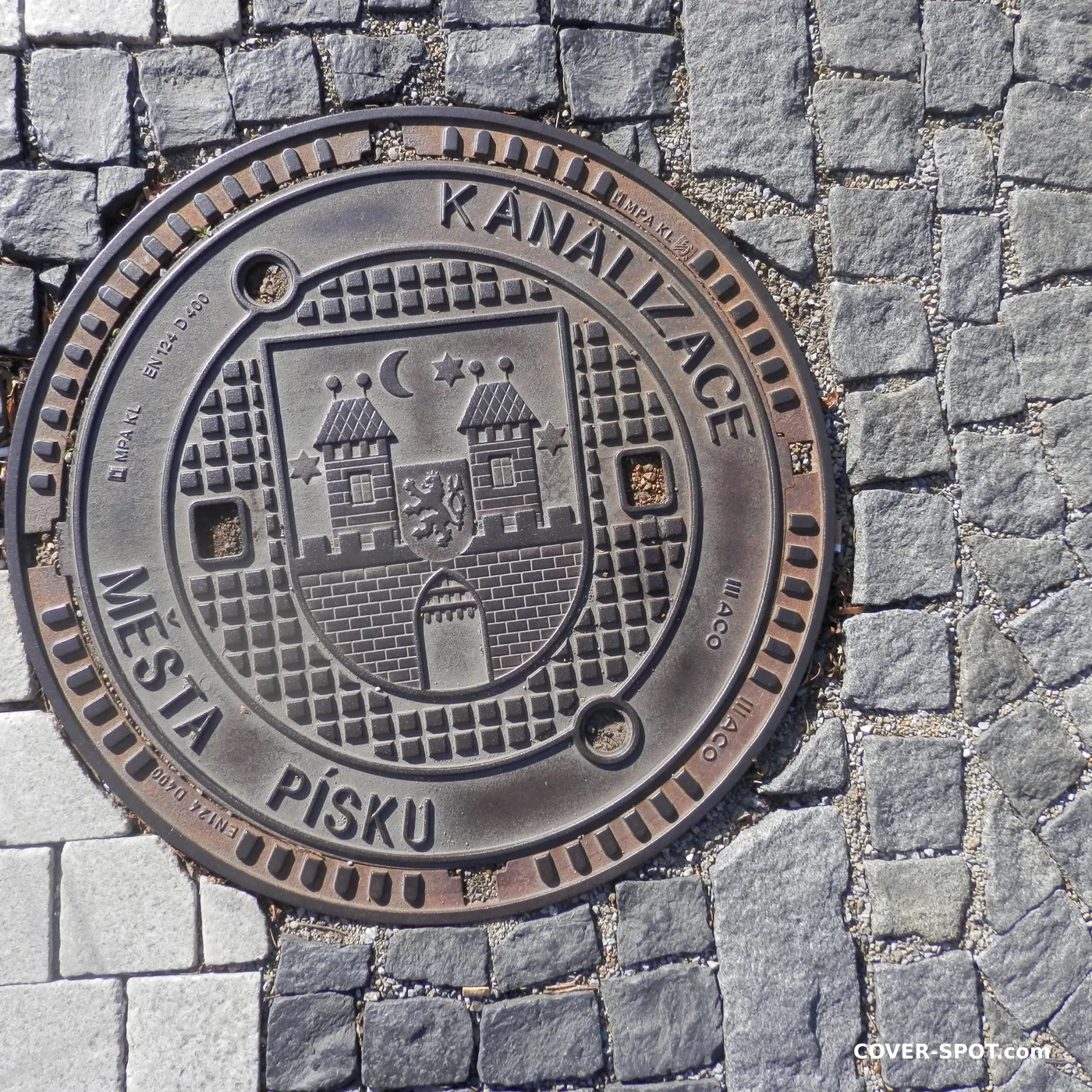 맨홀 뚜껑 Písek, Czechia