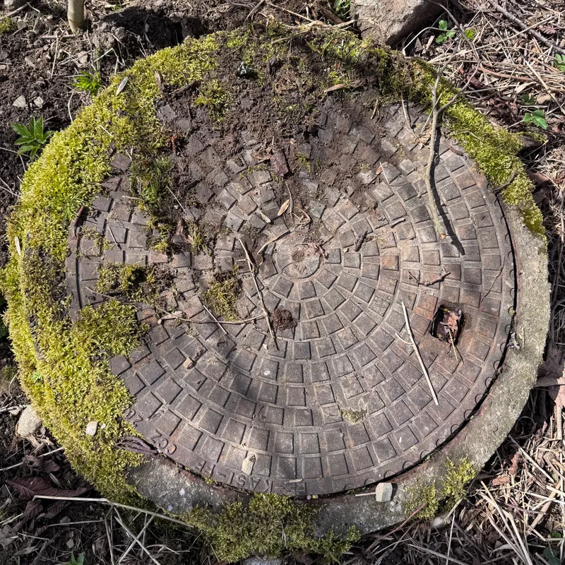 غطاء فتحة في Deštné v Orlických horách, Czechia