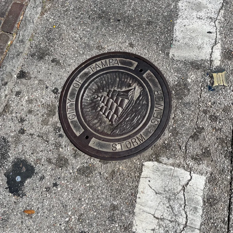 Manhole cover in Manhattan, United States