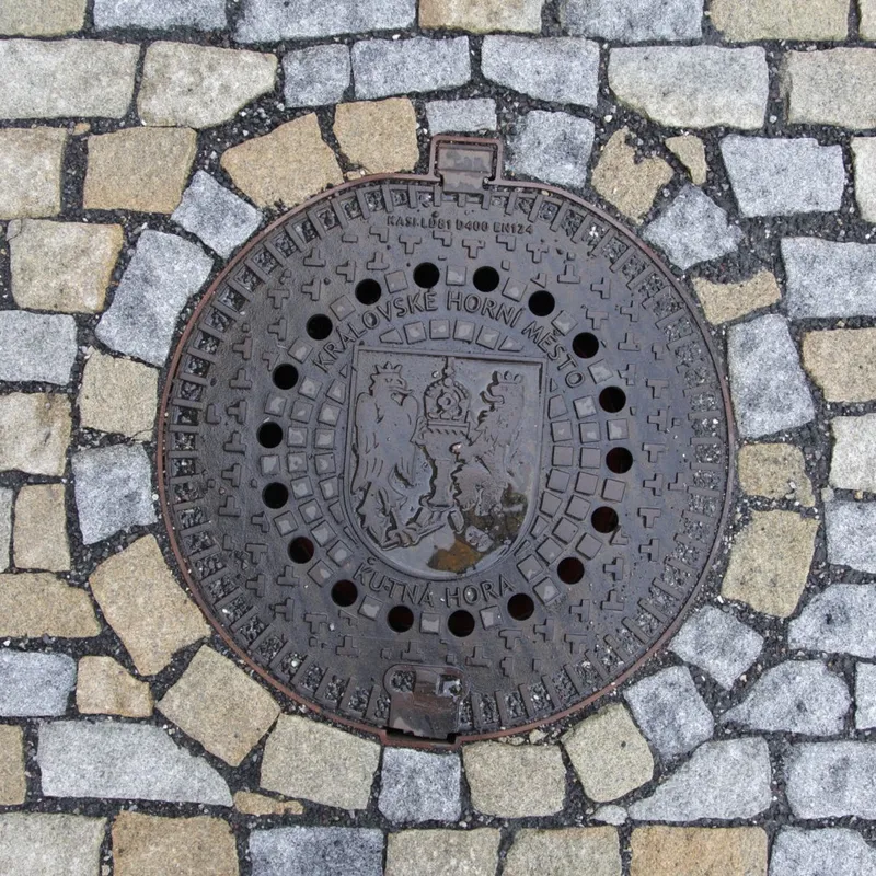 Manhole cover in Kutná Hora, Czechia