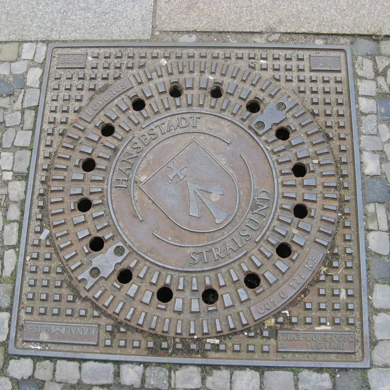 Manhole cover in Stralsund, Germany